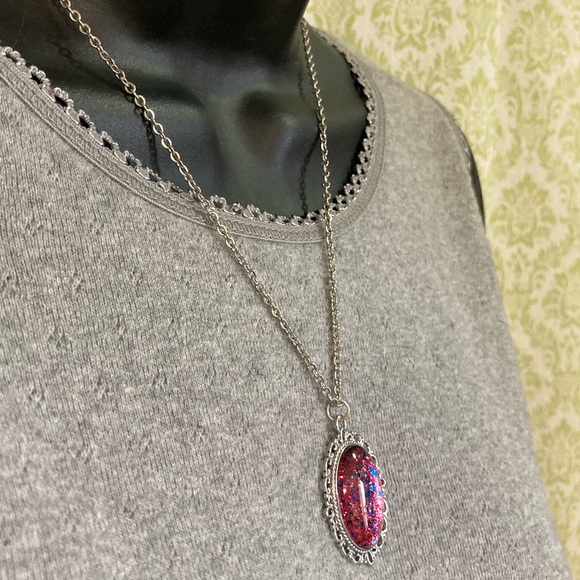 Shooting Stars hand-painted pendant - Picture 4 of 7